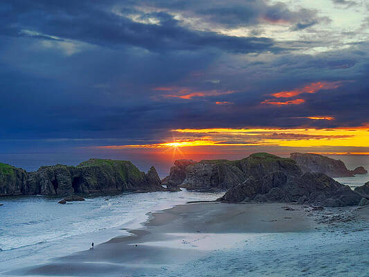 Sunset Over Oregon Beach — color photograph by Jim Signorelli
